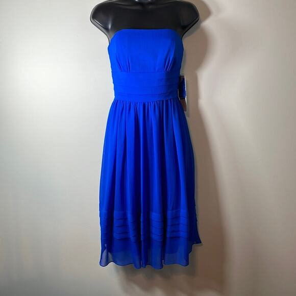 David’s Bridal Bright Blue Short Strapless Pleated Dress Size 4 - Picture 1 of 9